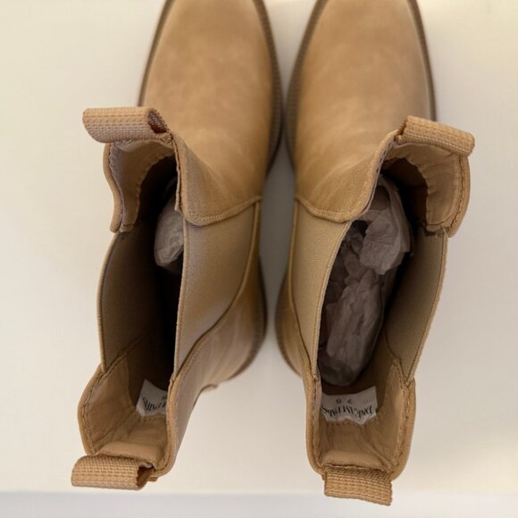 NWT DREAM PAIRS Women's Tan Nude Ankle Lug Boots, Size 7.5, Square Toe Fall Shoe - Picture 7 of 7